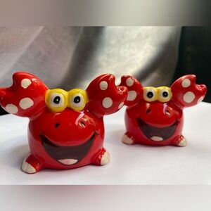 Polka Dot Crab Cermic Salt and Pepper Shakers with Yellow Goggles